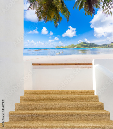 Terrasse sur lagon paradisiaque aux Seychelles 
