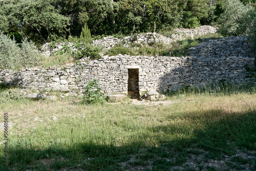 L'abri des garrigues appelé la capitelle dans le Gard - France