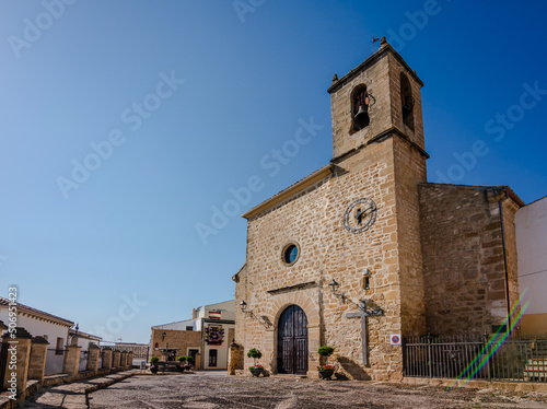 Iglesias y lugares emblemáticos de estilo renacentista del bonito pueblo de Canena, en la provincia de Jaén. Churches and emblematic places of Renaissance style, of the beautiful town of Canena. 