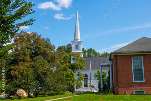 First Church of Christ Congregational at 25 Great Road in Historic District in town center of Bedford, Massachusetts MA, USA. 