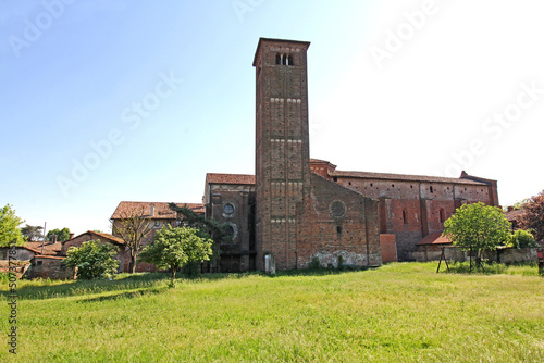 la chiesa romanica di San Lanfranco a Pavia