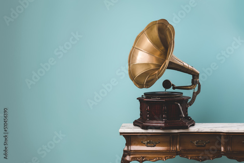 View of an old vintage gramophone on a table.