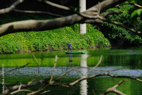 紀尾井町の弁慶濠で釣りやボートを楽しむ