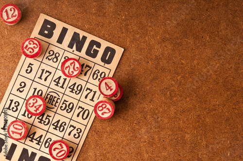 bingo vintage card and markers