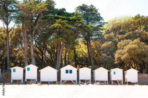 Cabanes de plage sur l'île de Noirmoutier