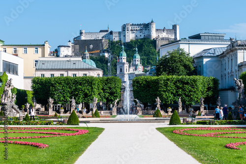 Mirabell Garten mit Blick auf die Festung Salzburg