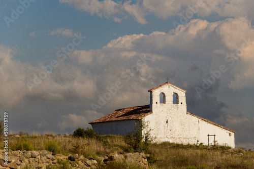 Ermita de Pradas, cerca del pueblo de San Agustín, en la provincia de Teruel. Aragón. España. Europa