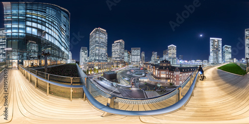 KITTE屋上庭園と東京駅の夜景