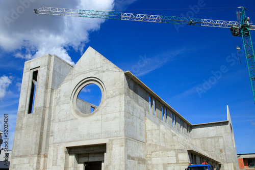 Budowa kościoła. Plac budowy. 