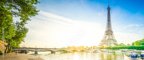 eiffel tour over Seine river