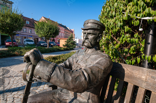 Marshal's bench with Józef Piłsudski, Nakło nad Notecią, Kuyavian-Pomeranian Voivodeship, Poland