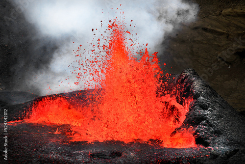Erupcja wulkanu Islandia Fagralasfial