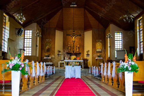 kościół wnętrza wystrój ślub