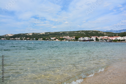 spiaggia di babe beach a novalja isola di pag in croazia