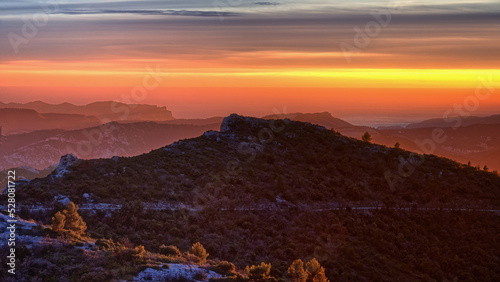 Coucher de soleil sur Marseille et la méditerranée - Col de l'Espigoulier