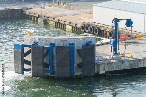 Marine fender system to protect the jetty from ship damage