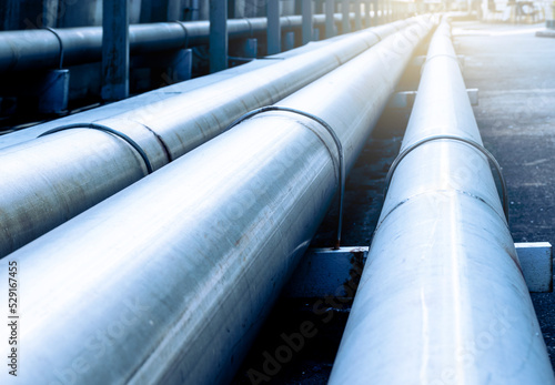 Gas pipelines for industrial plants