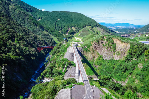 立野峡谷に架かる阿蘇長陽大橋（熊本県）