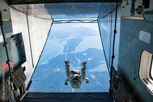 Special Operations Military Free Fall 