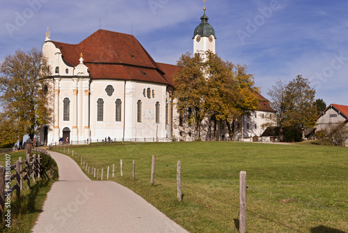 die zum UNESCO Kulturerbe gehörende Wieskirche in Oberbayern