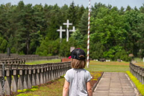 Girl on the cemeentary