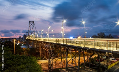 luzes dos ponstes na ponte Hercílio Luz em Florianopolis Santa Catarina Brasil