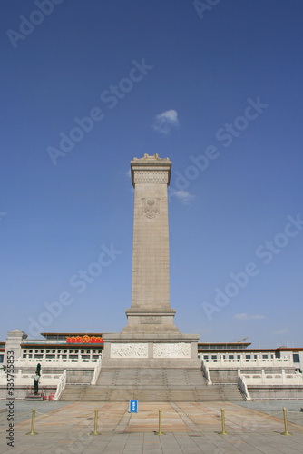 Monument to the people's heroes at tiananmen square in beijing (china) 