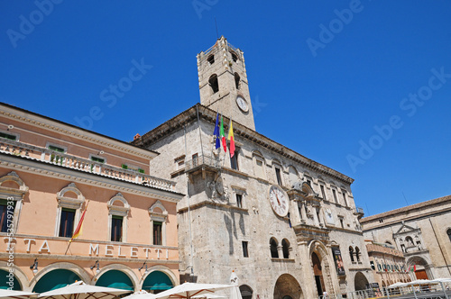 Ascoli Piceno, Piazza del Popolo e Palazzo dei Capitani - Marche