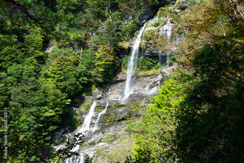 高知県いの町程野の東滝 9月頃の景色