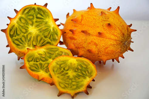 kiwano owoc - Cucumis 