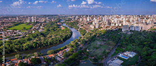 Piracicaba, SP. Vista área do Rio Piracicaba outubro 2022