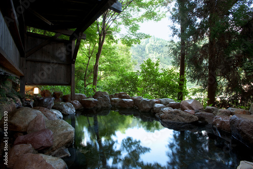 温泉・森林の露天風呂