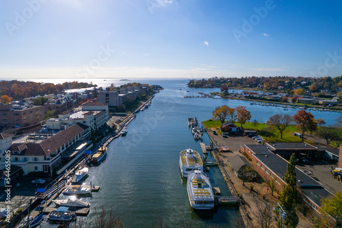 Boats in the Connecticut harbor