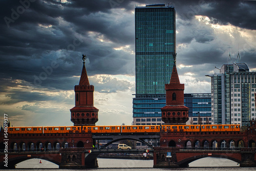 Oberbaumbrücke - Berlin - Hauptstadt - City - Deutschland - Skyline - Germany - Bridge - Travel - High quality photo