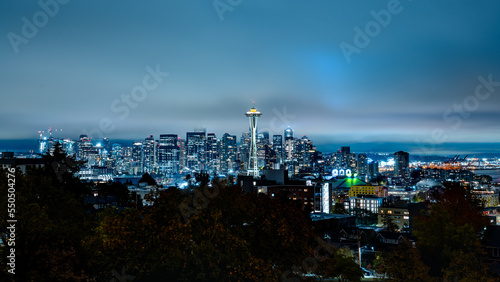 Seattle skyline at night シアトル