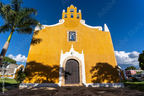 Beautiful yellow church of Santa Ana, Valladolid, Yucatan, Mexico.