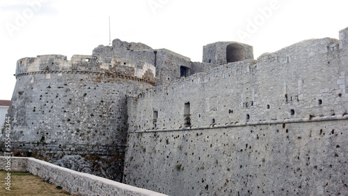 Monte sant'angelo, castello