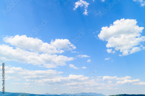 空「阿蘇の観光名所：仙酔峡から観える美しい空」 Sky "Tourist Attractions in Aso: Beautiful Sky Seen from Sensuikyo" 日本(春・新緑) Japan (Spring/Fresh green) 九州・熊本県阿蘇市「仙酔峡（せんすいきょう）」 Aso City, Kumamoto Prefecture, Kyushu "Sensuikyo