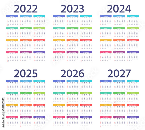 Calendario Años 2022, 2023, 2024, 2025, 2026, 2027. La semana empieza el domingo. Plantilla de año. Organizador anual. 