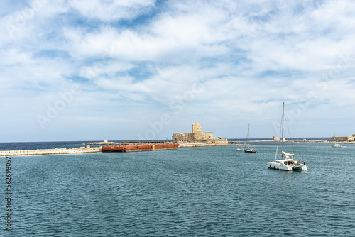 La torre del Lazzaretto a Trapani vista dal mare