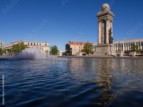 Soldiers and Sailors Monument by the fountain at Clinton Square, Syracuse, New York State.