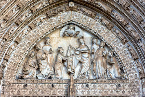 Detalle Puerta del Perdón, Catedral de Toledo, San Ildefonso,España