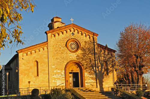 Franciacorta, Santuario di Santo Stefano al Montorfano di Rovato al tramonto (Brescia) 