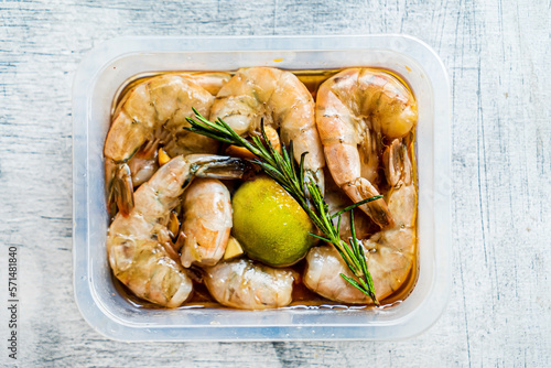 marinated shrimps in the box