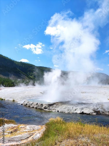 geyser's eruption in yellowstone park