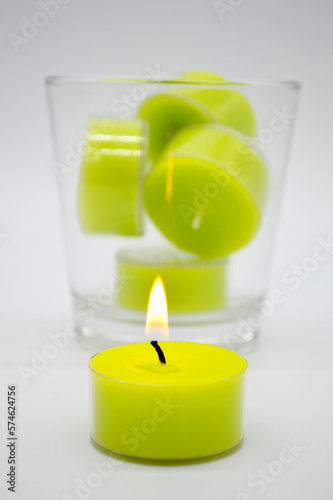 Zapachowe świece w szklance 