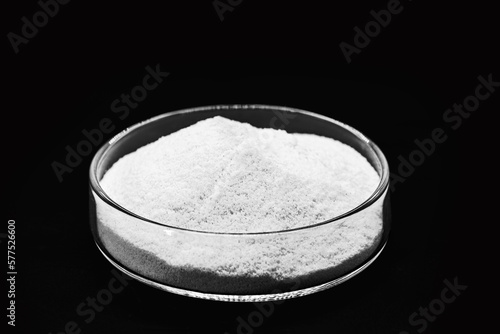 Lactose Monohydrate, is the sugar present in milk and its derivatives, it is a diluent excipient commonly used in the development of formulations to give volume to the pharmaceutical form