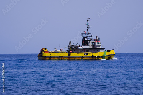 Naval unit of the Italian "yellow fleet" (maritime anti-pollution service). It fights marine pollution, collect floating marine litter and, in an emergency, by containment and recovery of hydrocarbons