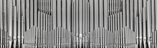 Orgel in der Kirche