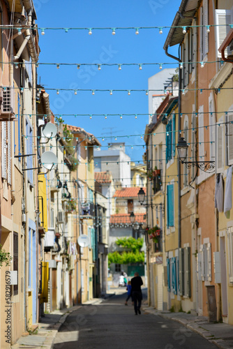 Découverte de la ville de Martigues, surnommée la "Venise Provençale"